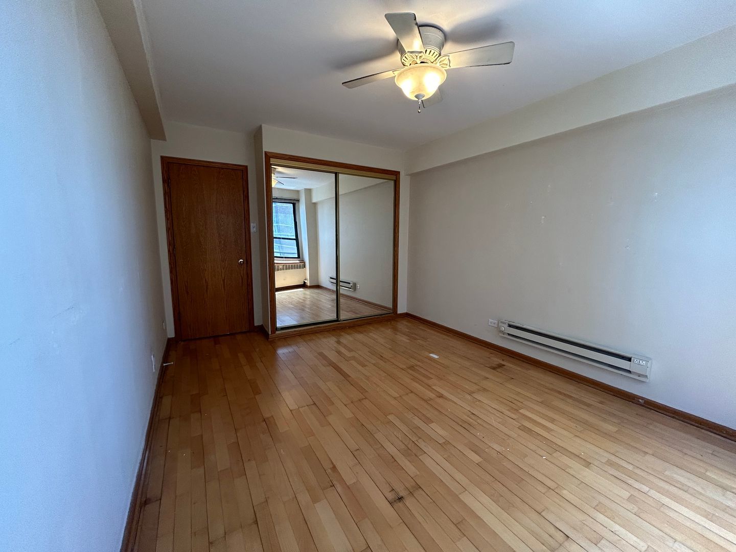 4180 N Marine Drive 1004 Property Photo 5