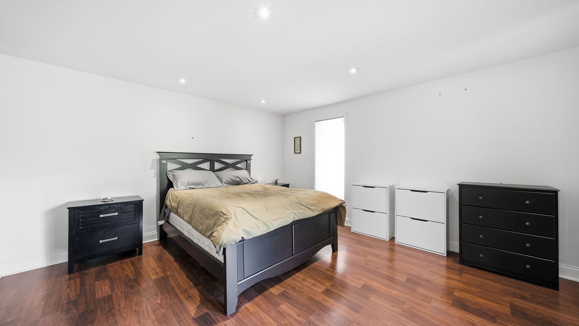 121 S Spruce Avenue 207 Property Photo 11