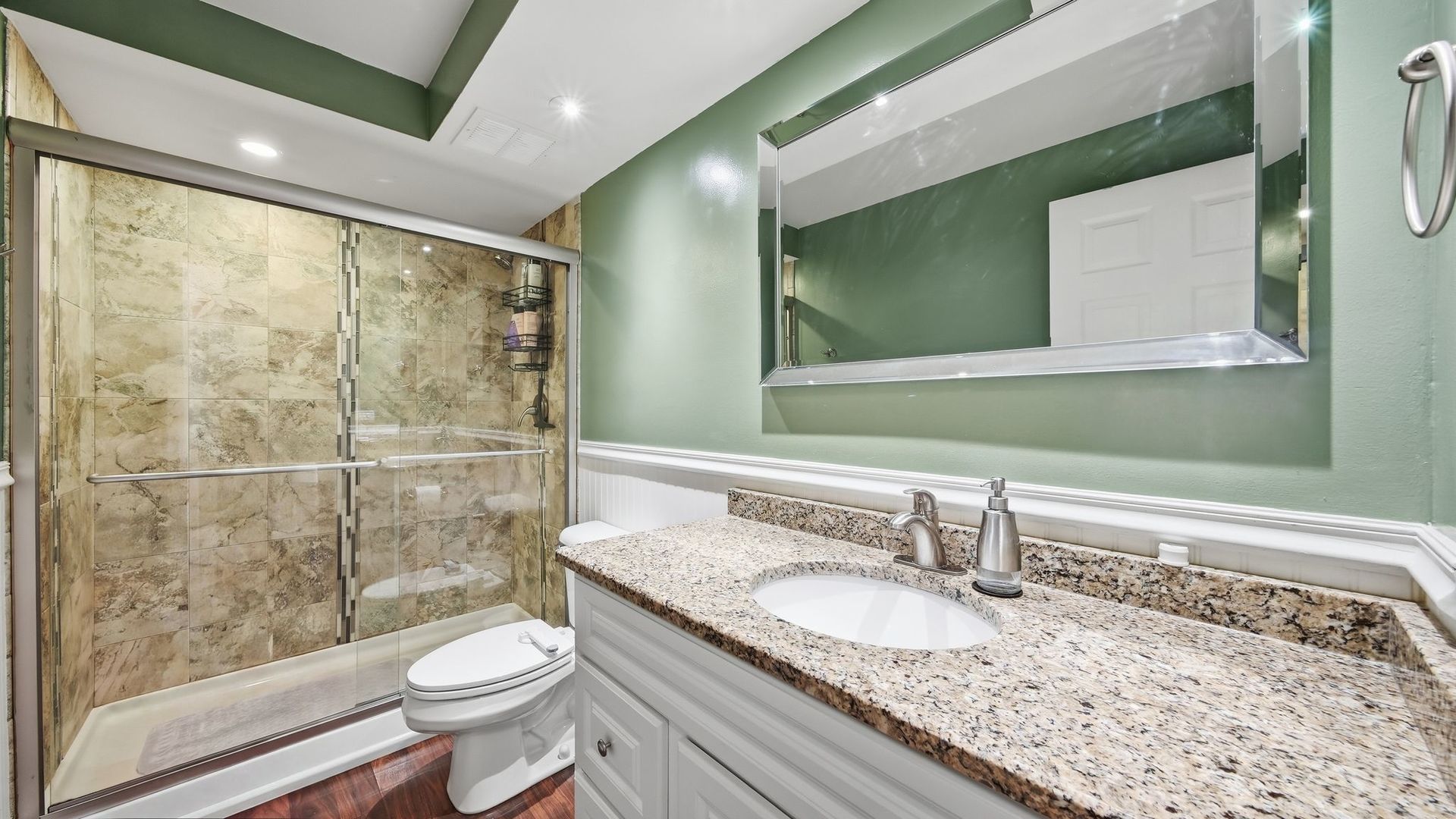 121 S Spruce Avenue 207 Property Photo 14