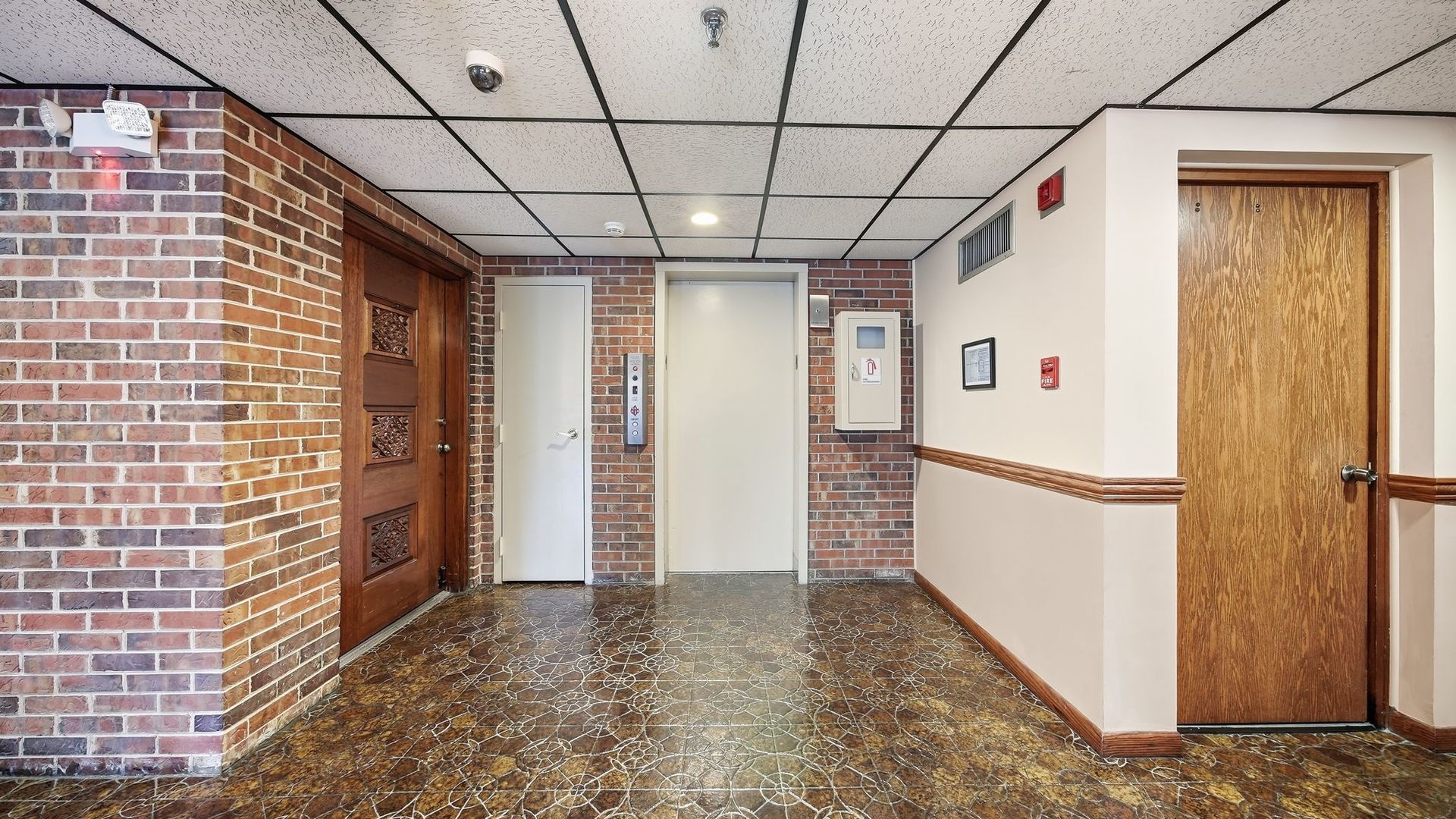 121 S Spruce Avenue 207 Property Photo 25