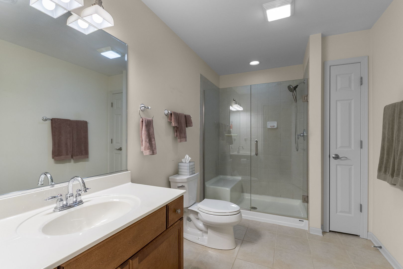 29w511 Cerny Circle Property Photo 17