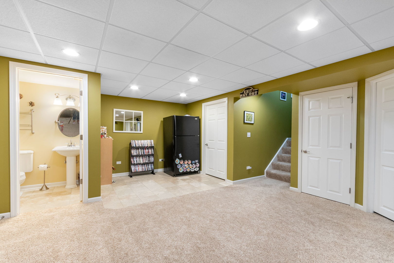 29w511 Cerny Circle Property Photo 20
