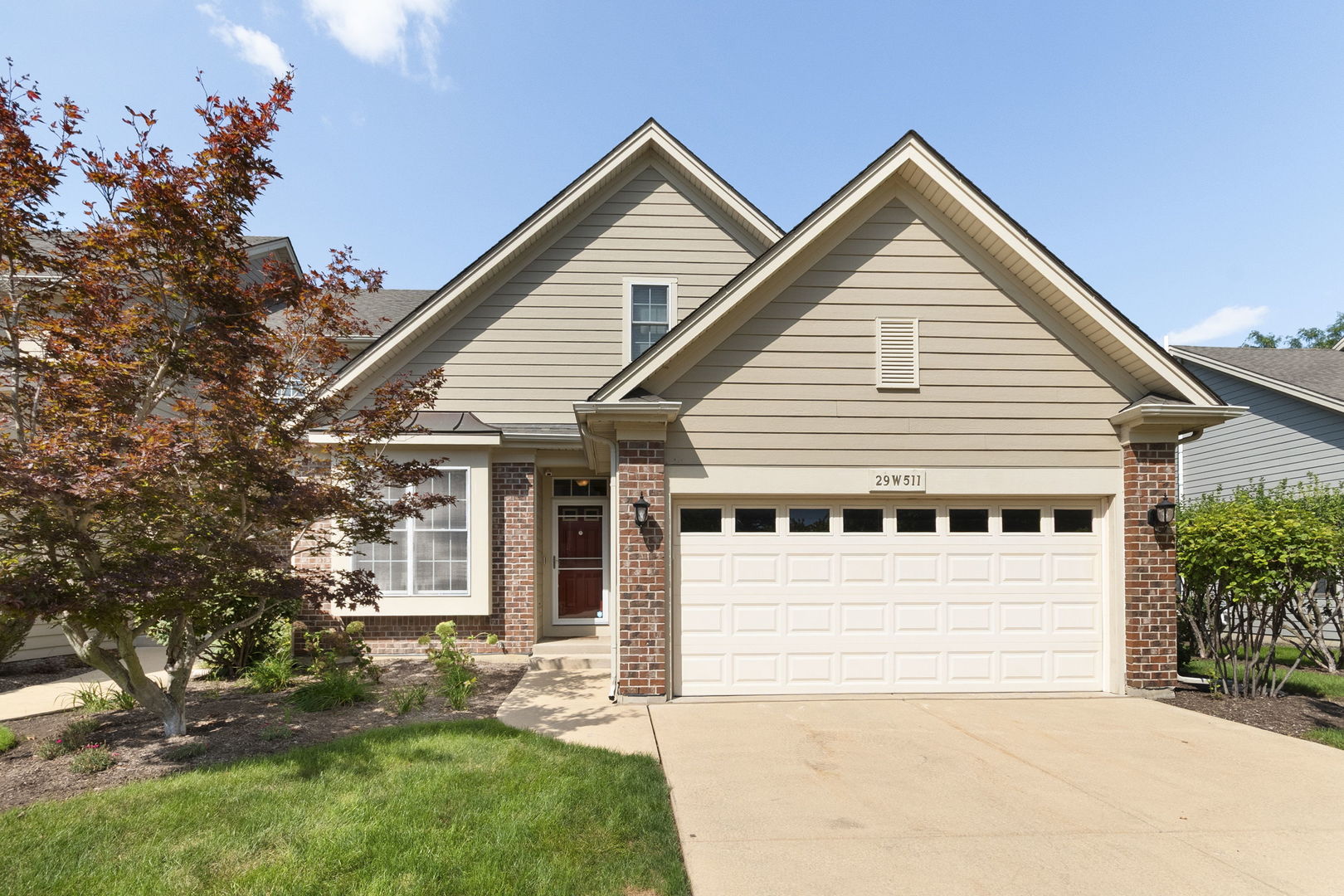 29w511 Cerny Circle Property Photo 27