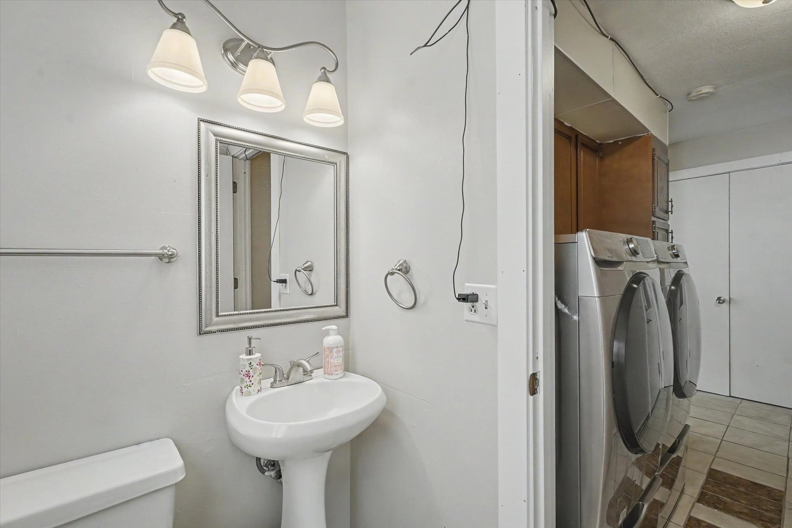 1044 Pinecrest Drive Property Photo 30