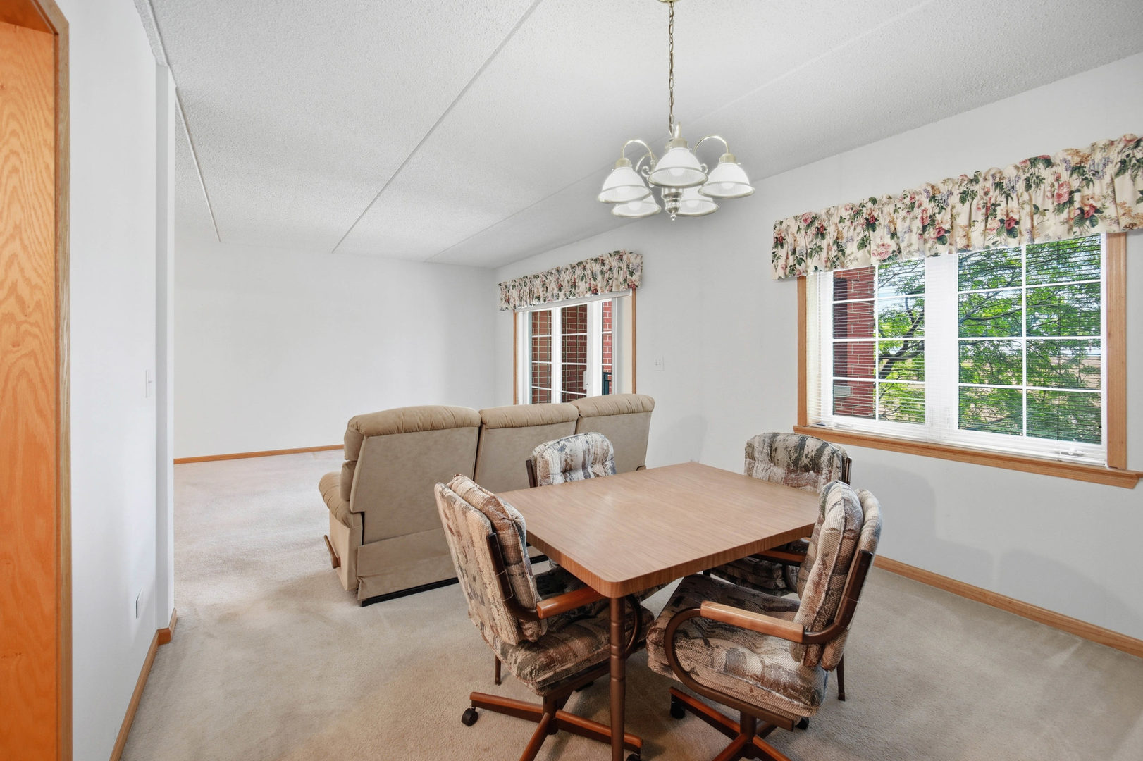 55 S Hale Street 207 Property Photo 8