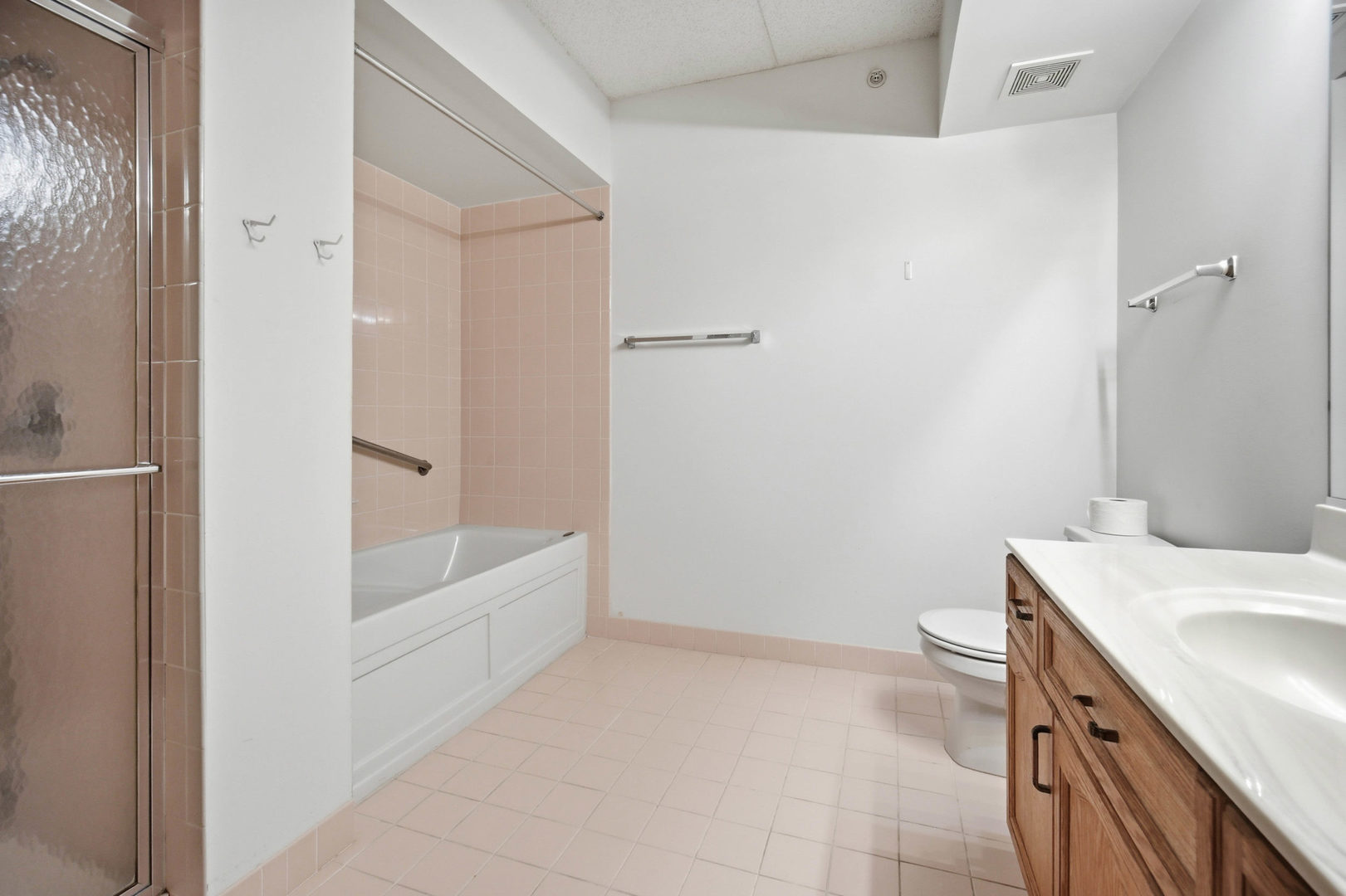 55 S Hale Street 207 Property Photo 13