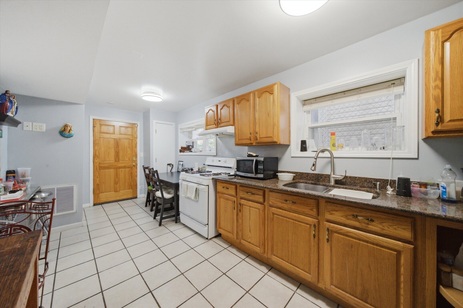 3262 N Elston Avenue Property Photo 16