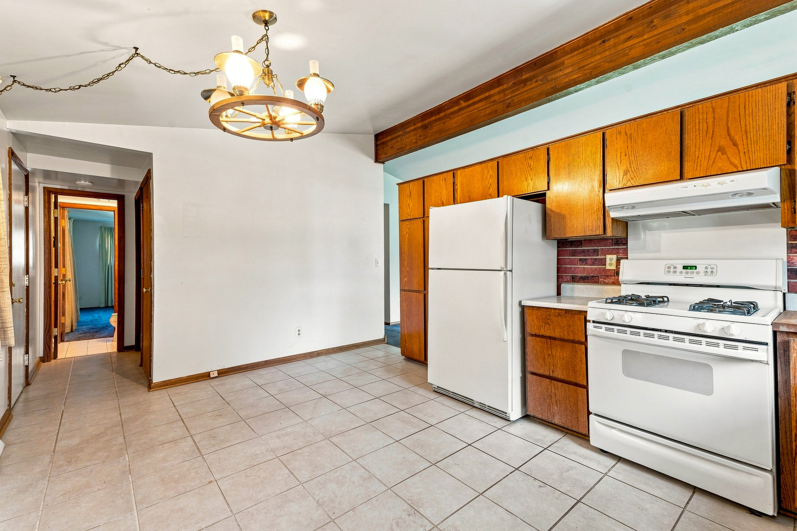 13916 S Meadowbrook Drive Property Photo 8