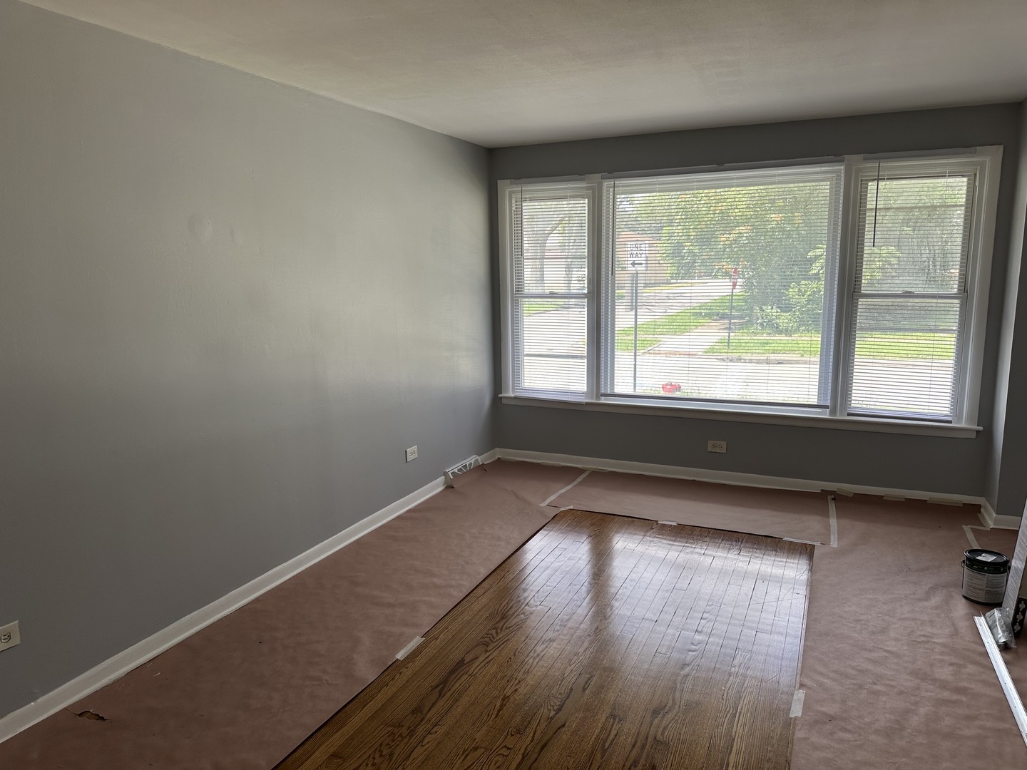 11959 S Prairie Avenue Property Photo 4