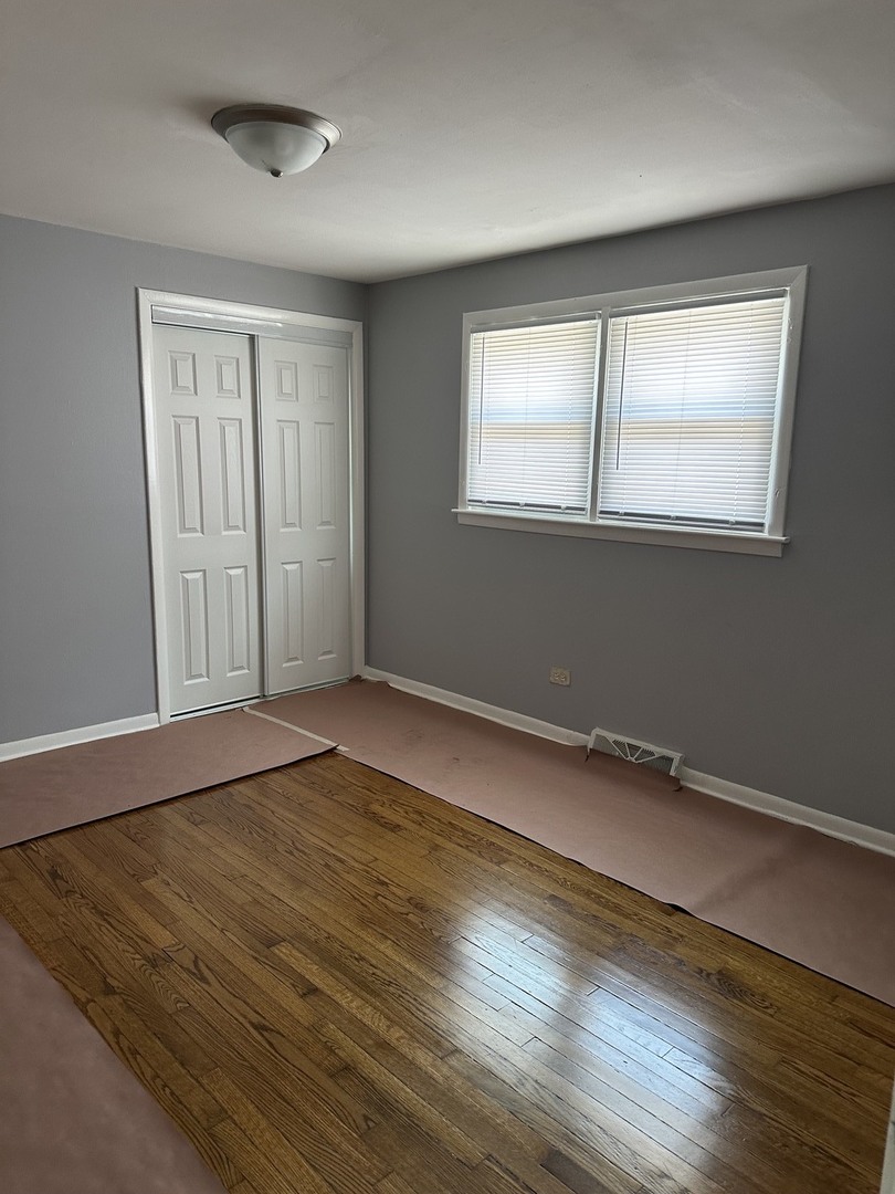 11959 S Prairie Avenue Property Photo 5