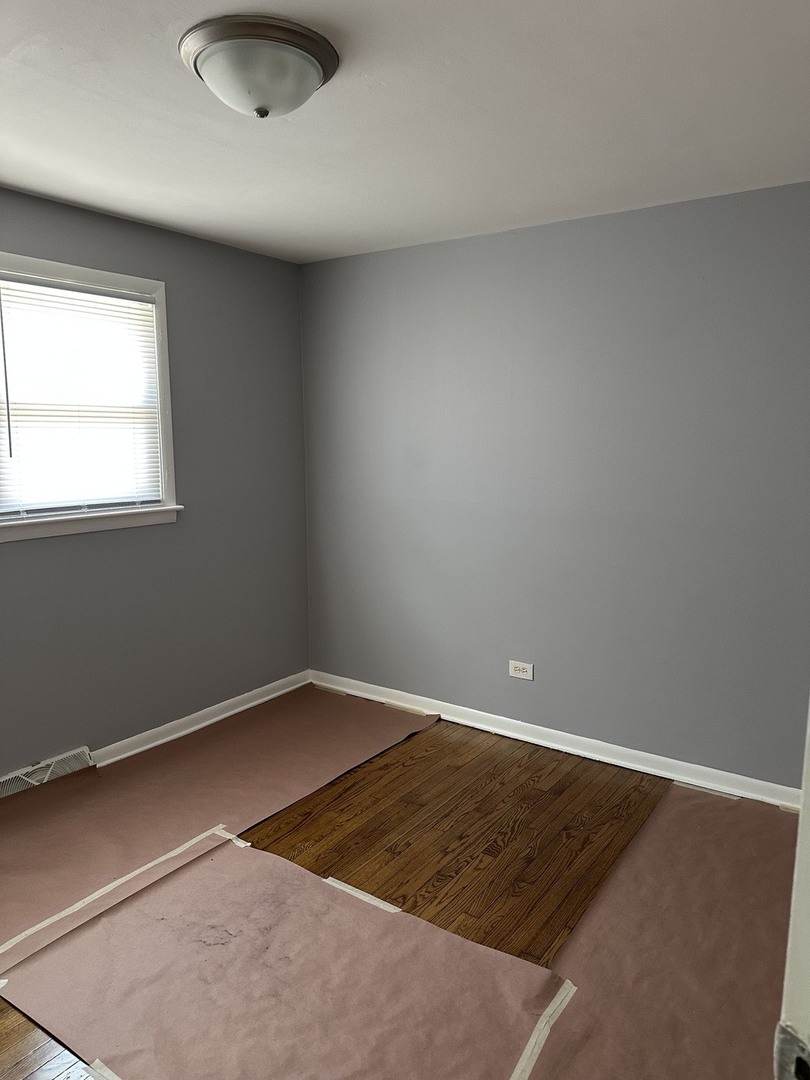 11959 S Prairie Avenue Property Photo 6