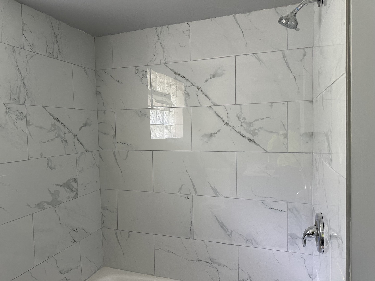 11959 S Prairie Avenue Property Photo 10