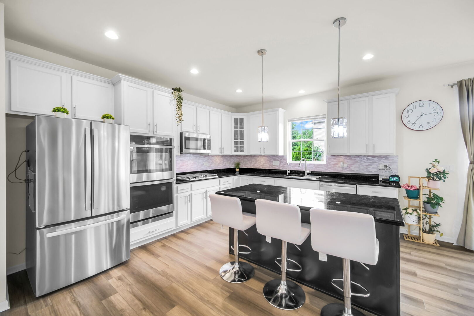 12404 S Blue Water Parkway Property Photo 14