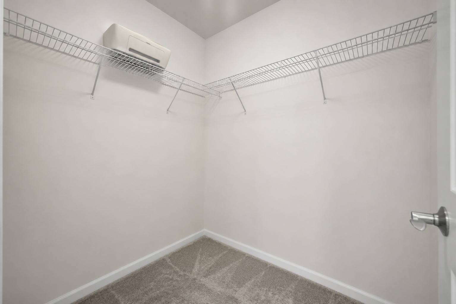 12404 S Blue Water Parkway Property Photo 17