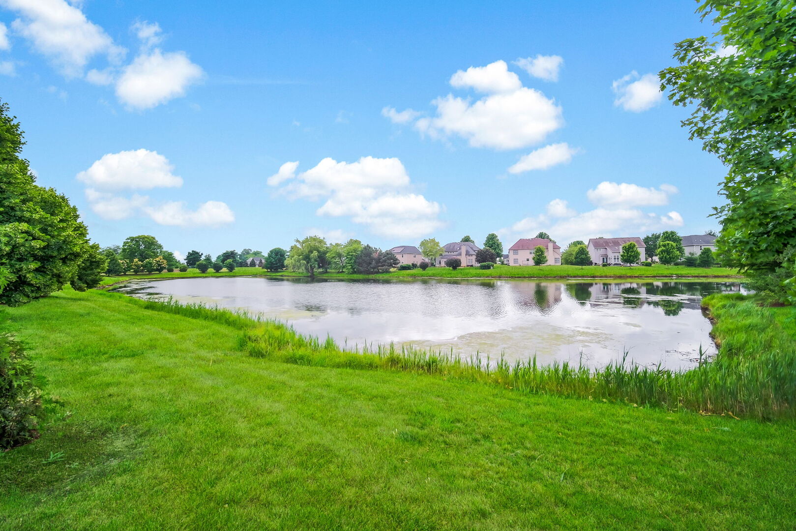 12404 S Blue Water Parkway Property Photo 42