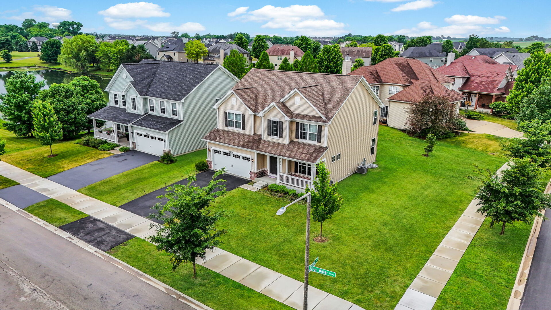 12404 S Blue Water Parkway Property Photo 45