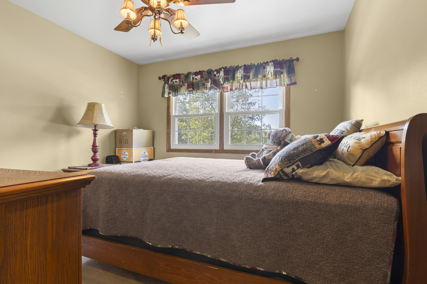 8694 Glacier Drive Property Photo 15