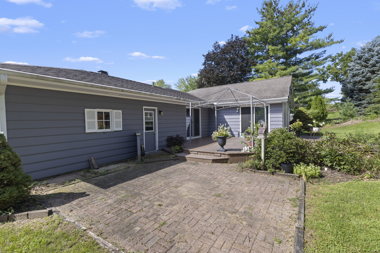 8694 Glacier Drive Property Photo 23