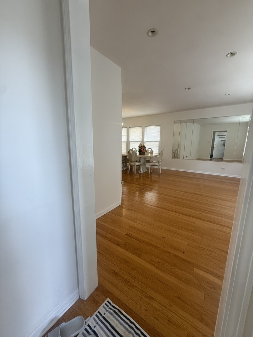 5117 N Kolmar Avenue Property Photo 6