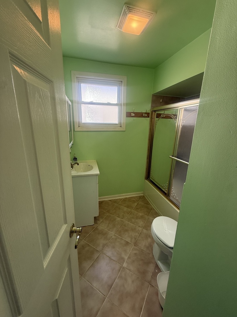 5117 N Kolmar Avenue Property Photo 17