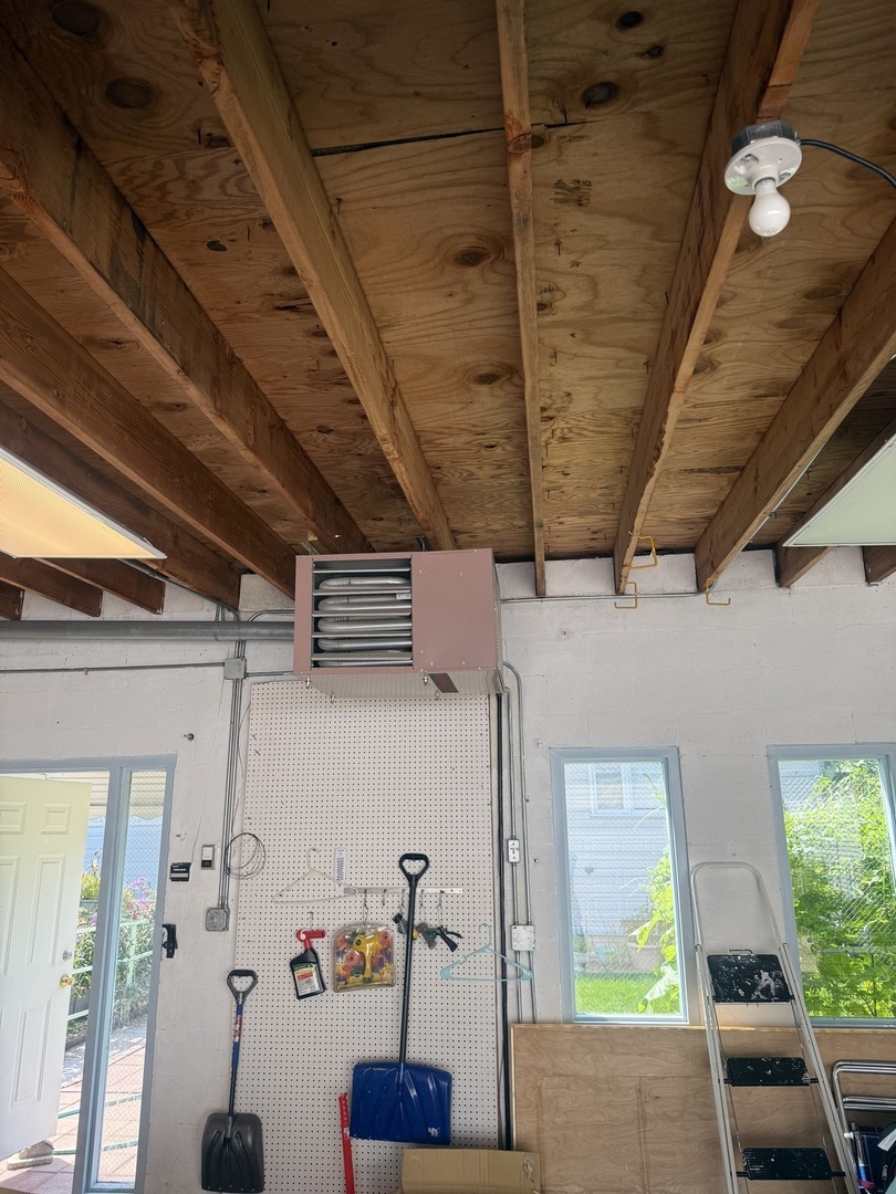 5117 N Kolmar Avenue Property Photo 28