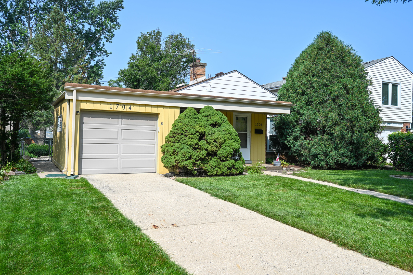 1704 S Washington Avenue Property Photo 1