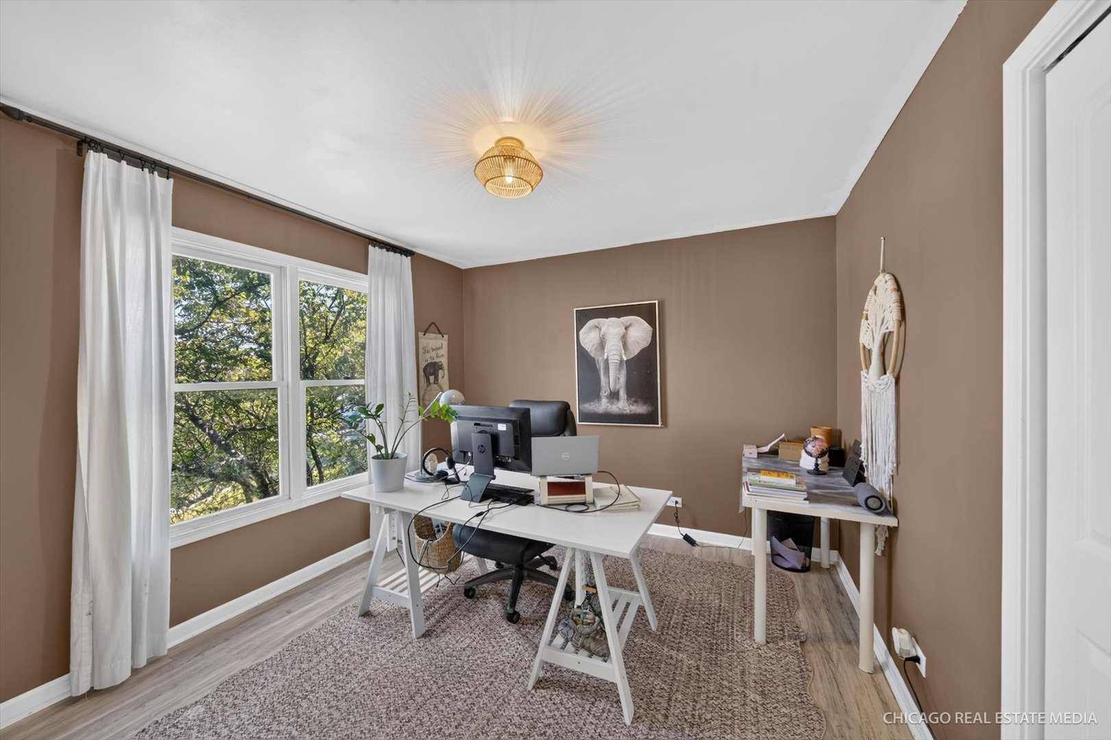 525 Cheshire Court Property Photo 4