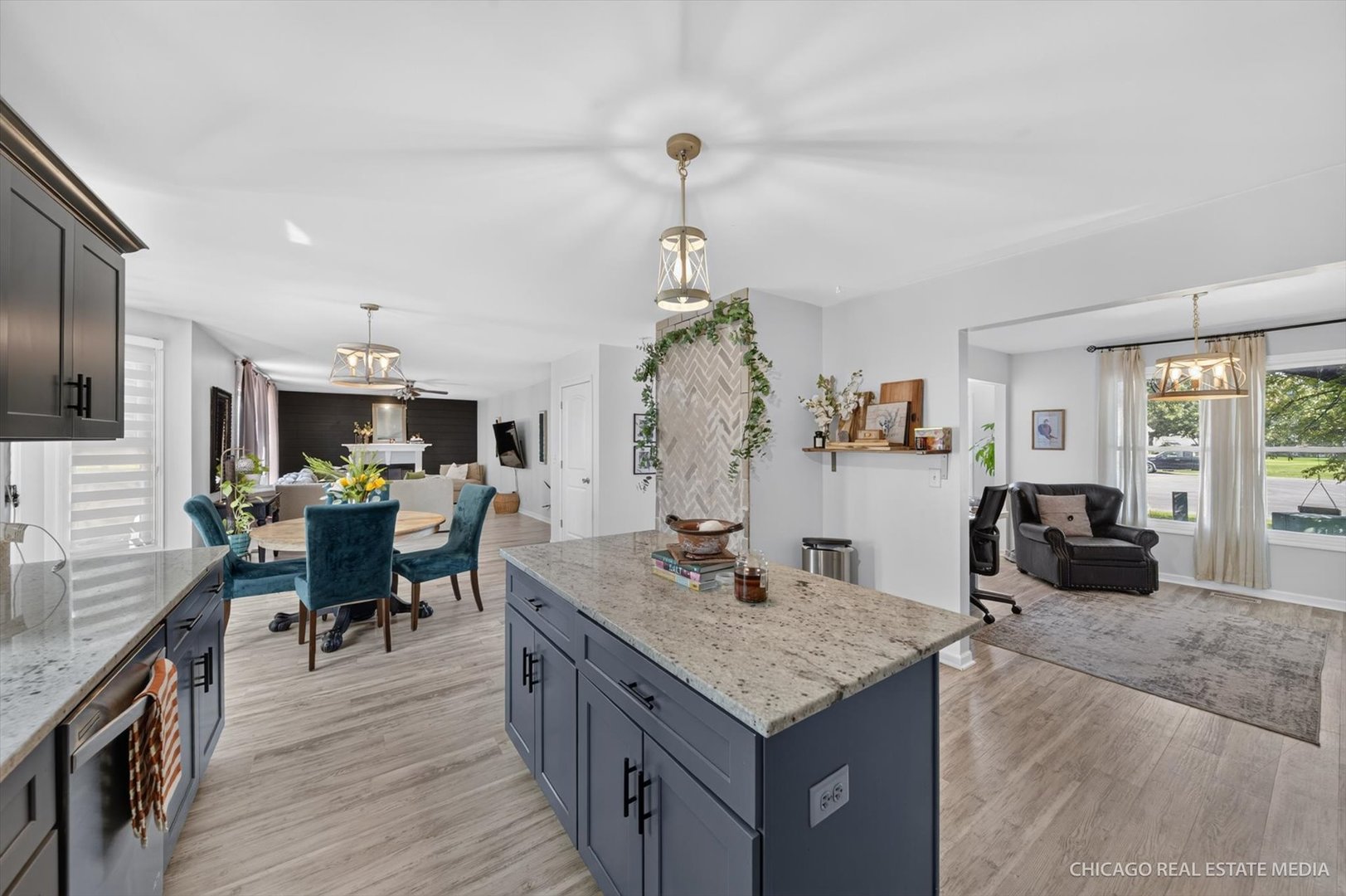 525 Cheshire Court Property Photo 6