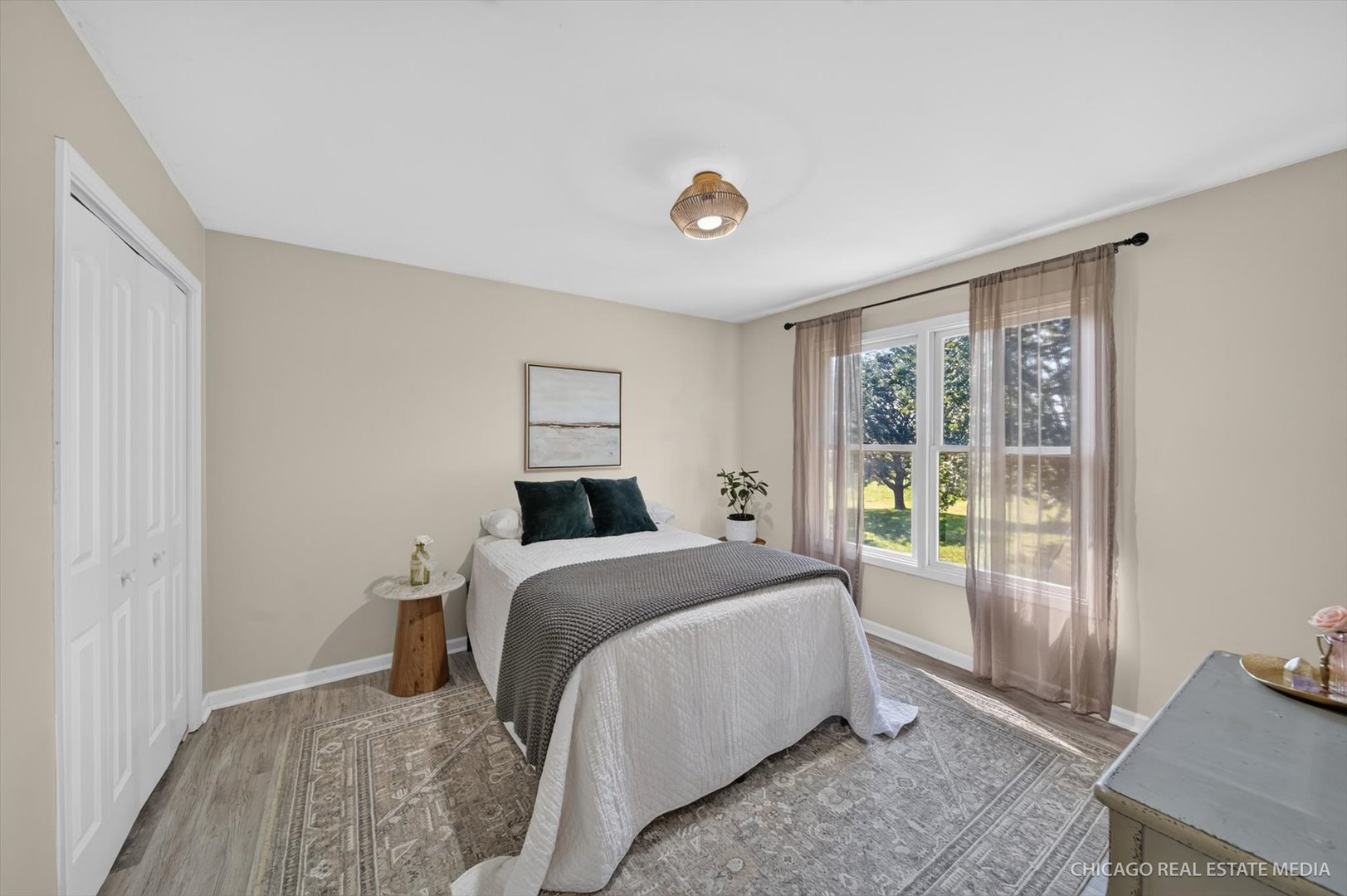 525 Cheshire Court Property Photo 7