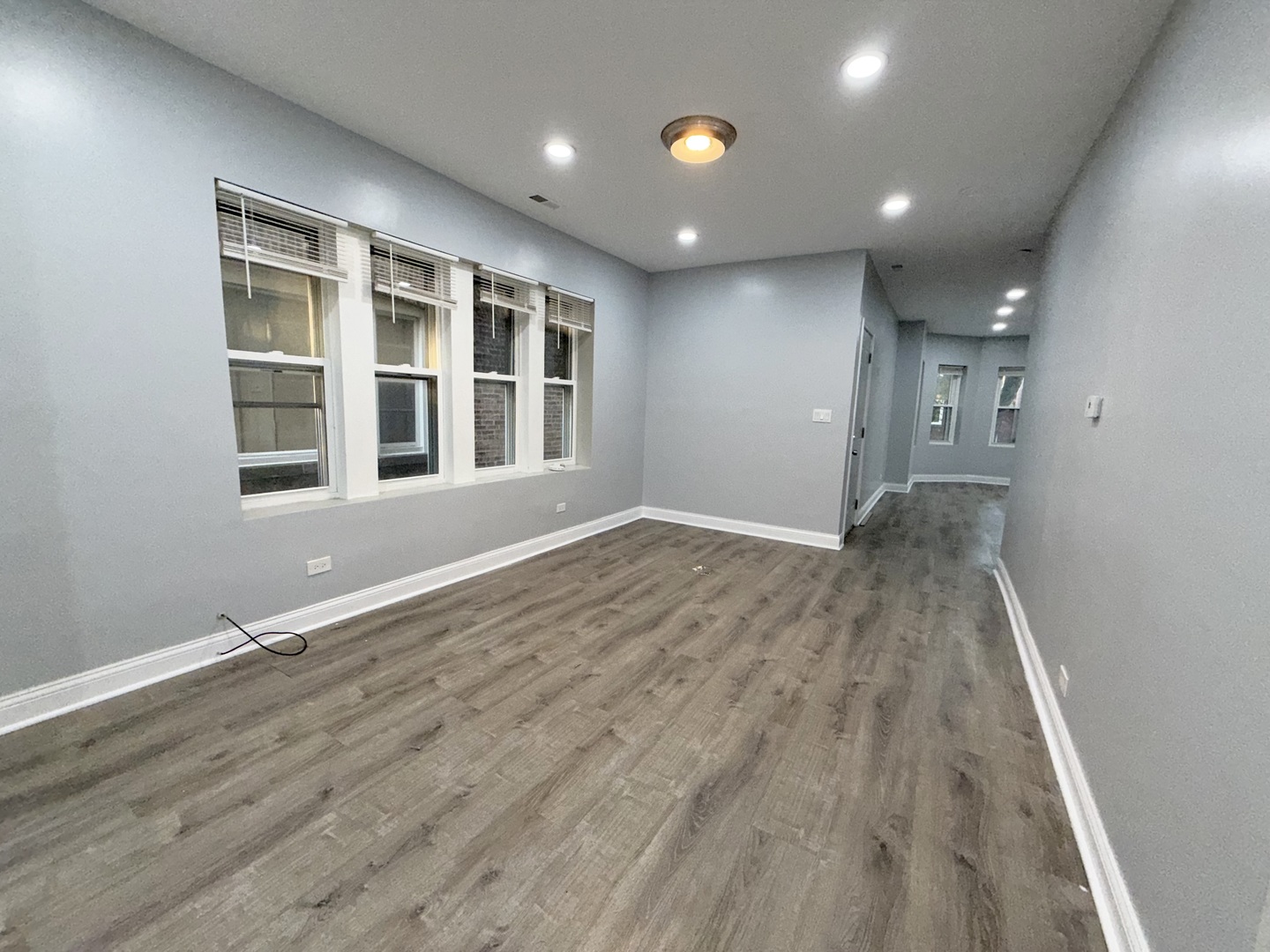 7724 S Essex Avenue 2 Property Photo 8