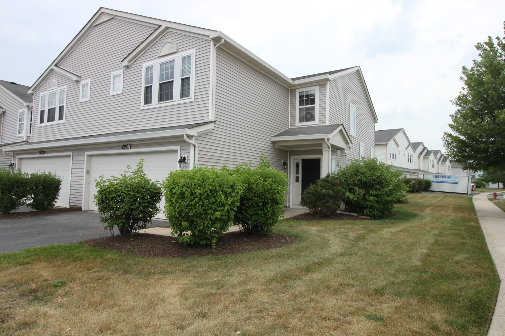 6901 Creekside Drive Property Photo 1
