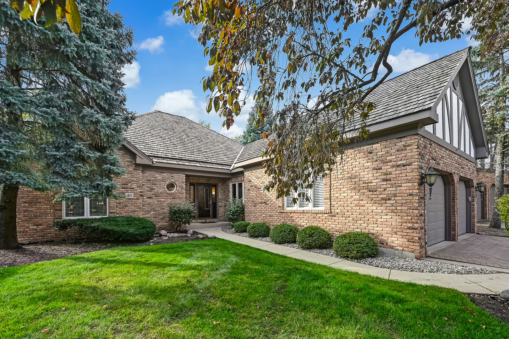 51 Chesterfield Court Property Photo 1