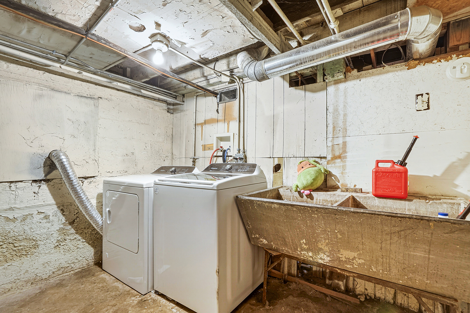 227 154th Place Property Photo 12