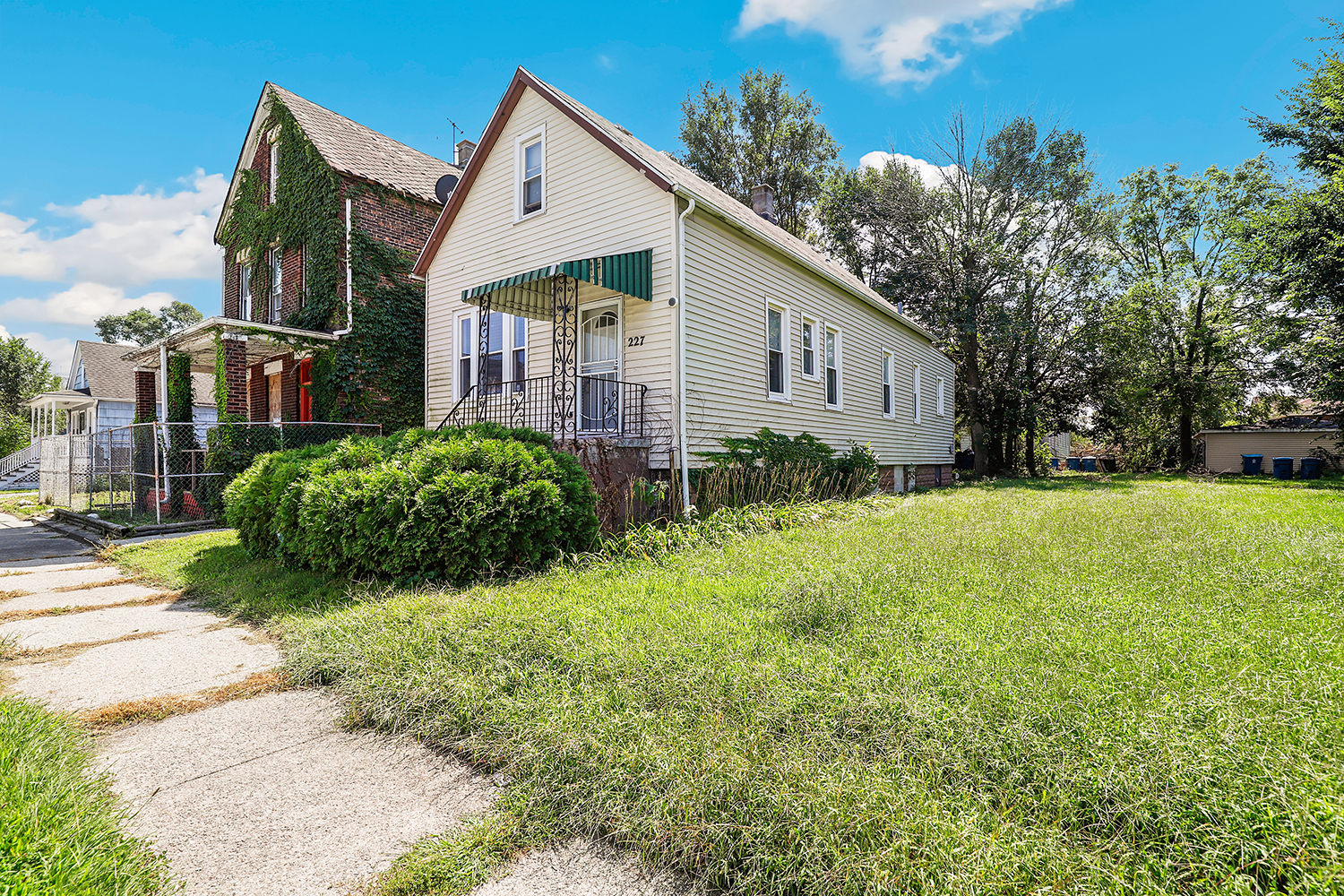 227 154th Place Property Photo 15