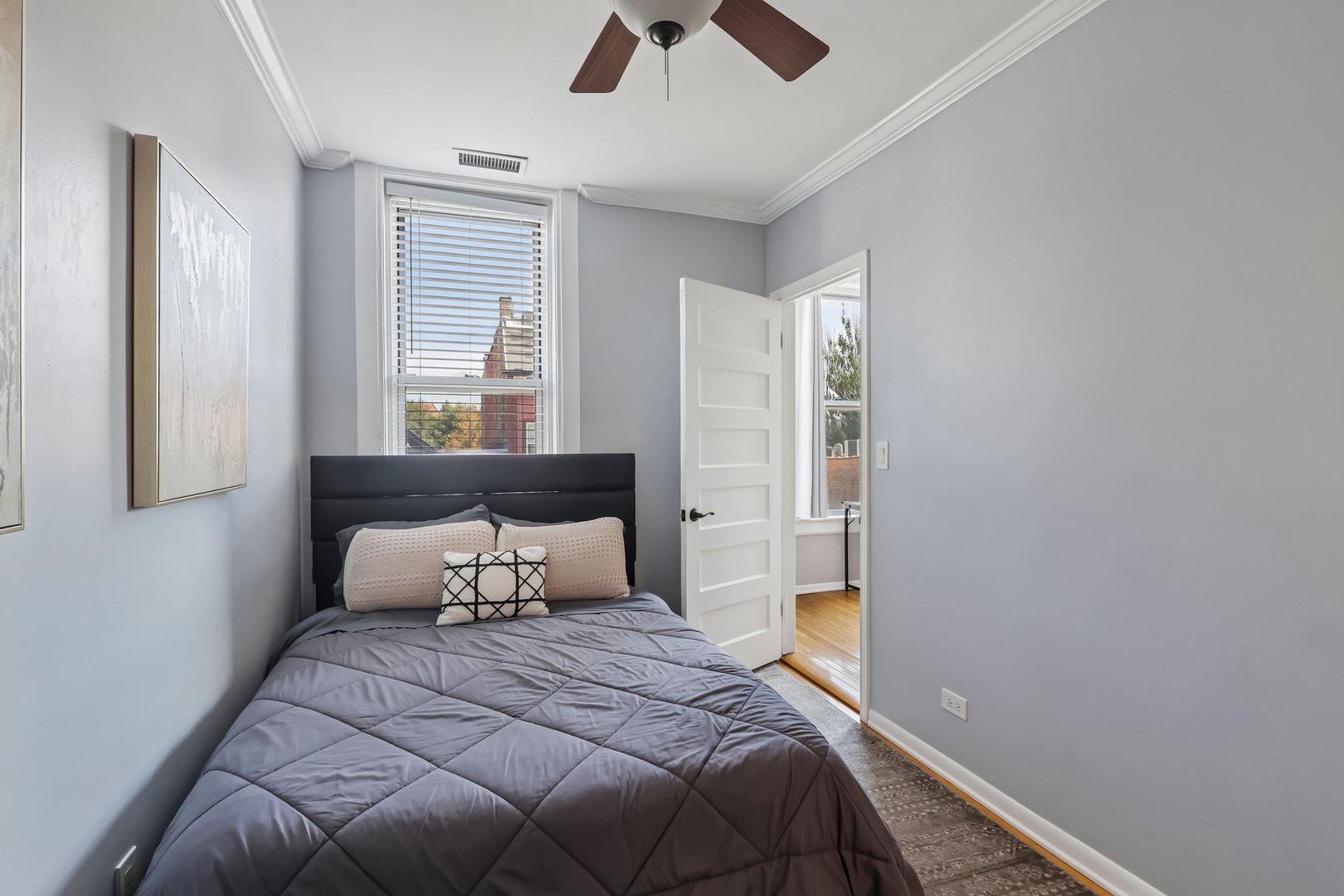 2202 N Clybourn Avenue 3 Property Photo 14