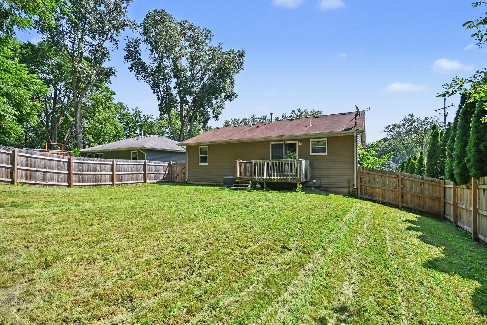 714 Il Route 59 S Property Photo 15