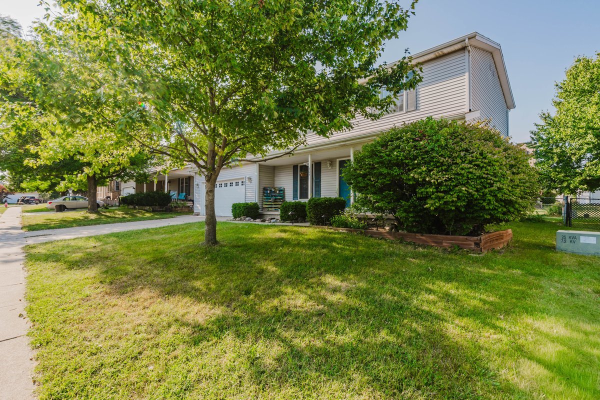 304 Jenny Lind Drive Property Photo 3