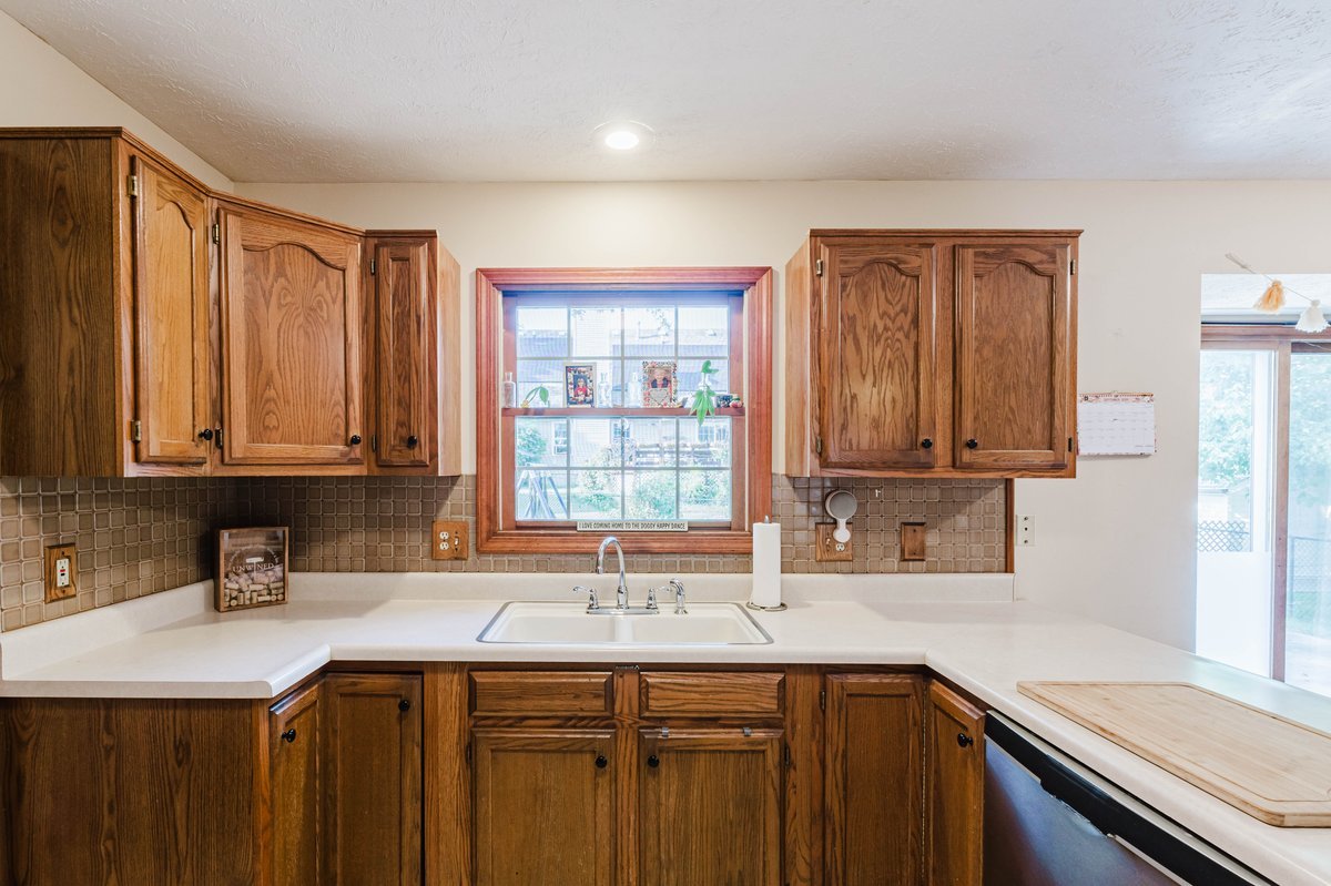 304 Jenny Lind Drive Property Photo 16