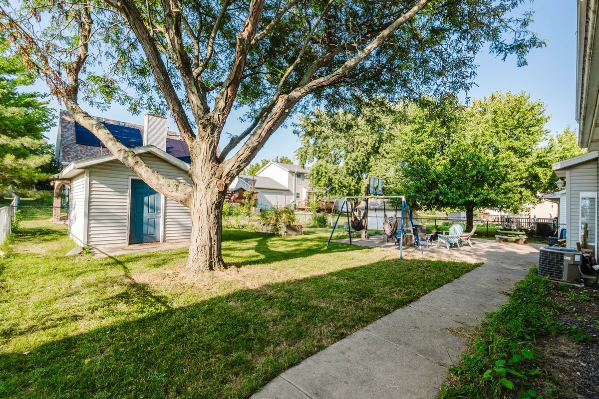 304 Jenny Lind Drive Property Photo 39