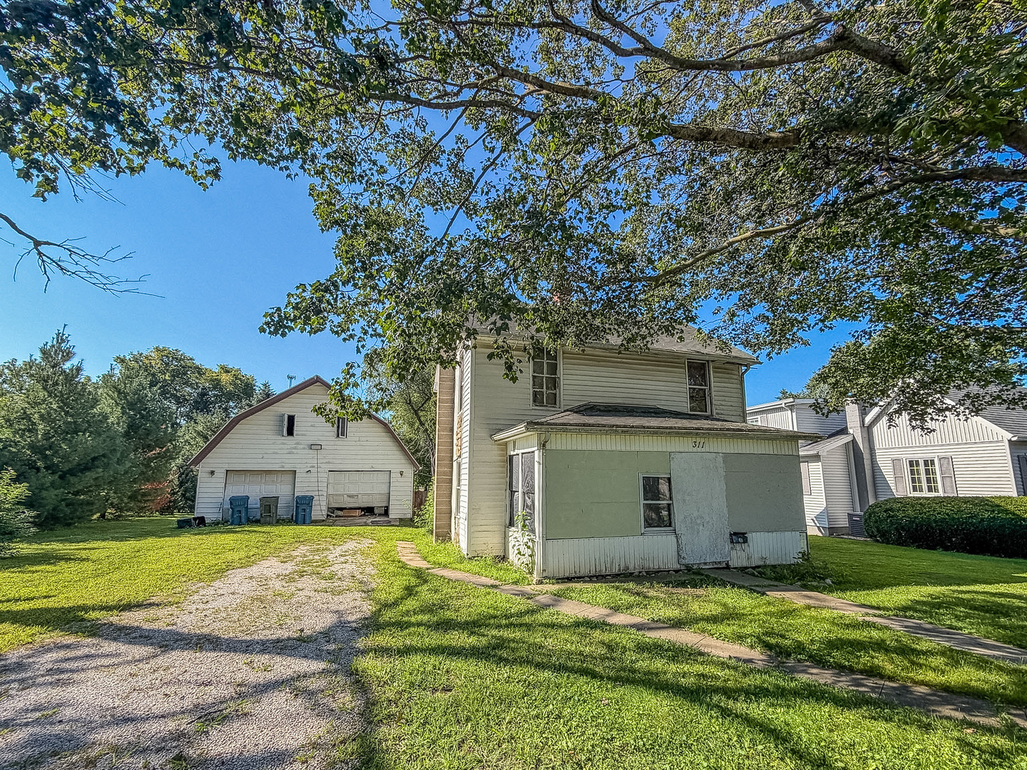 311 E Mckibben Street
