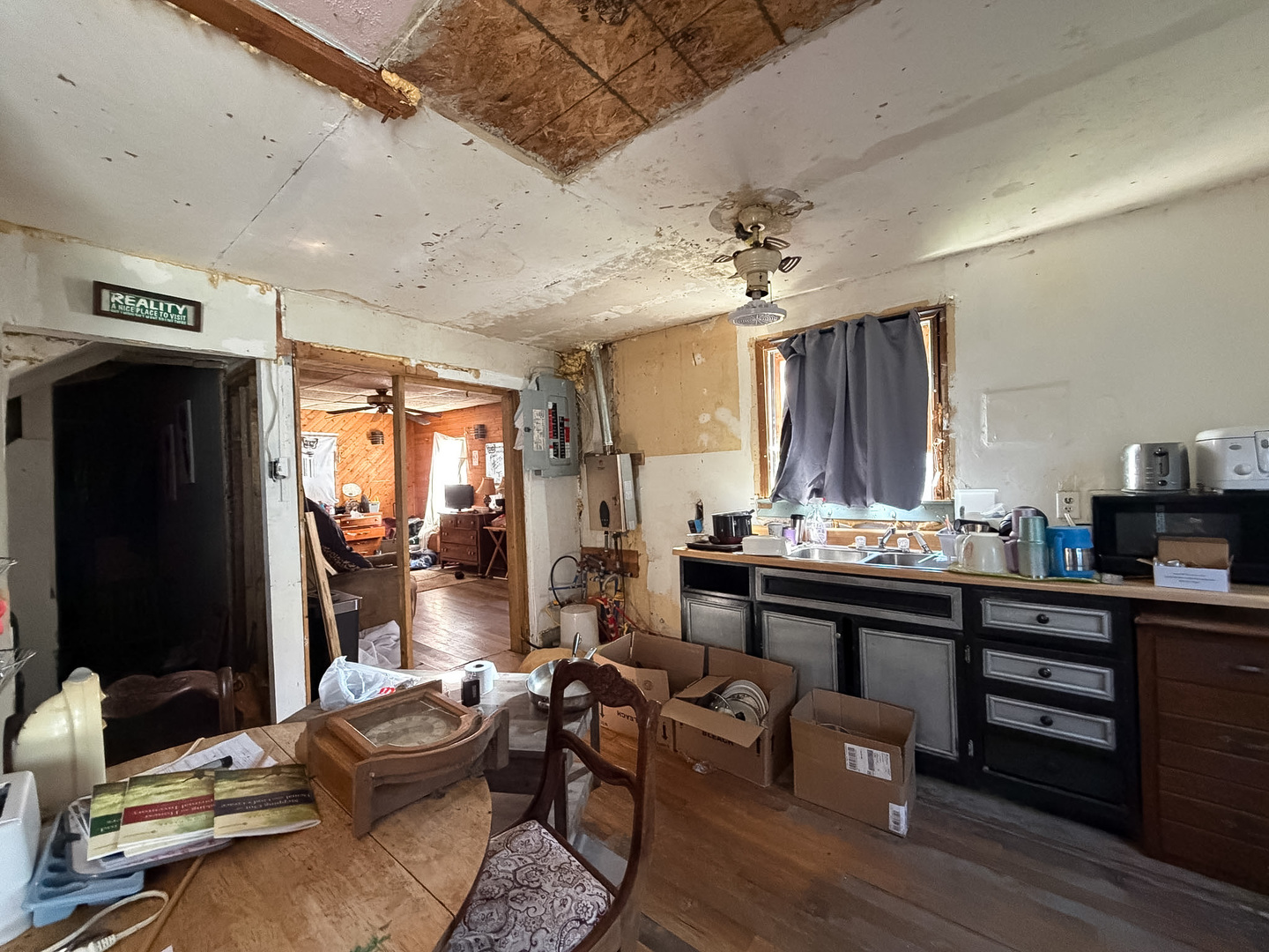 311 E Mckibben Street Property Photo 8