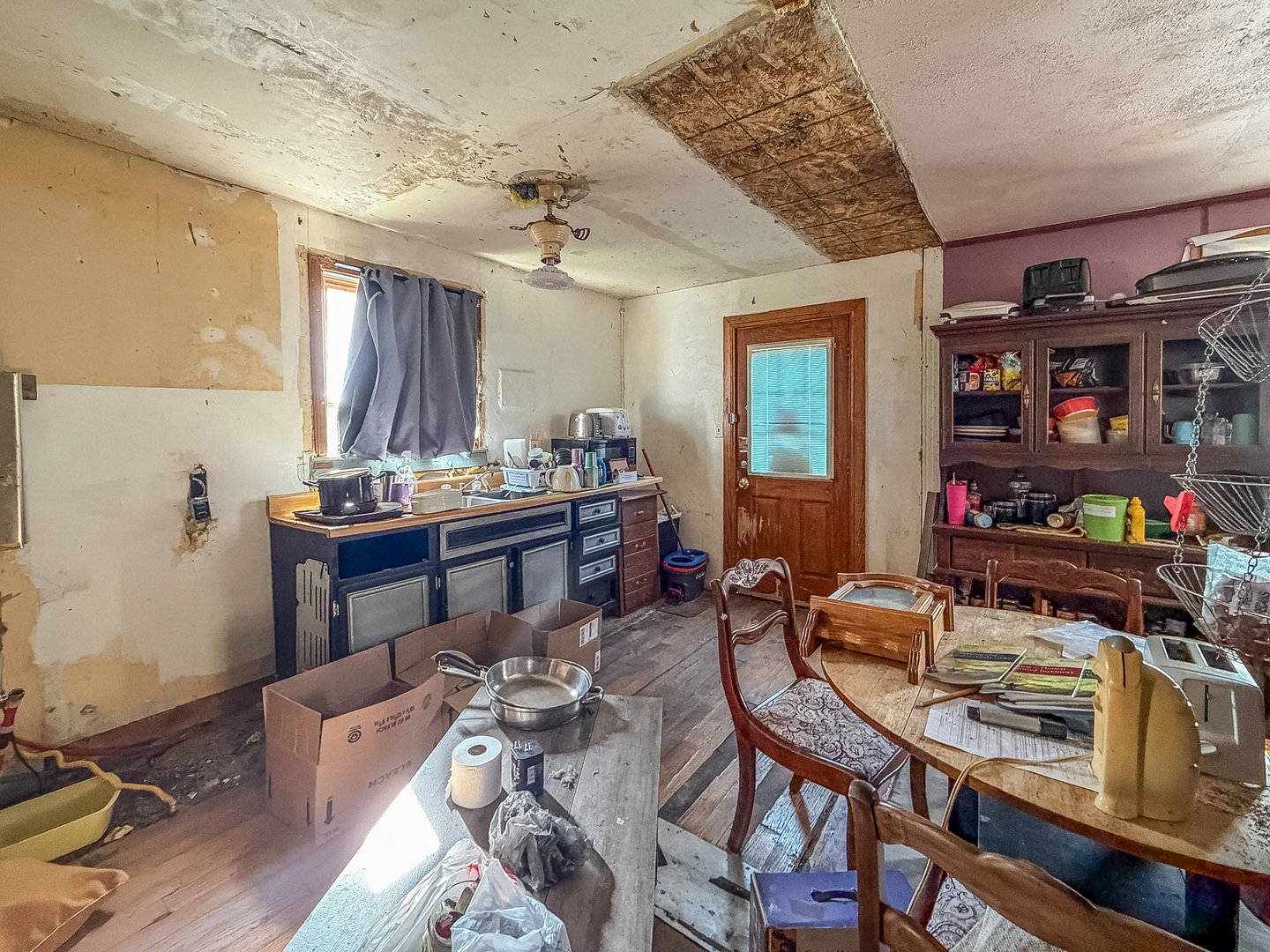 311 E Mckibben Street Property Photo 11