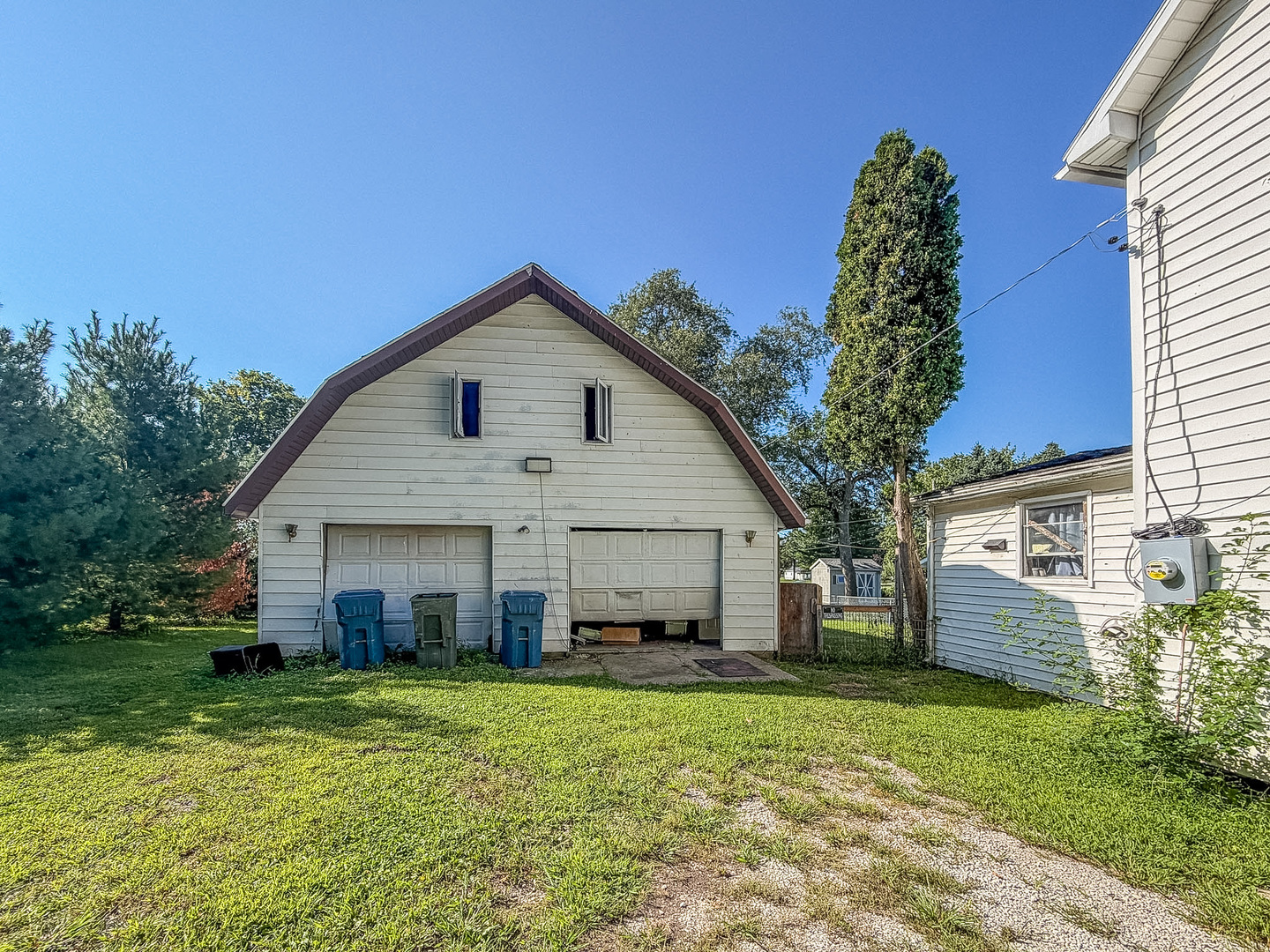 311 E Mckibben Street Property Photo 19