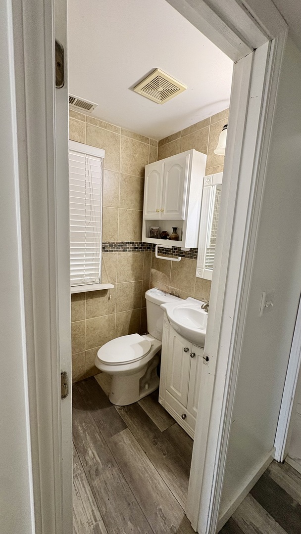 1178 Golden Oaks Parkway Property Photo 12