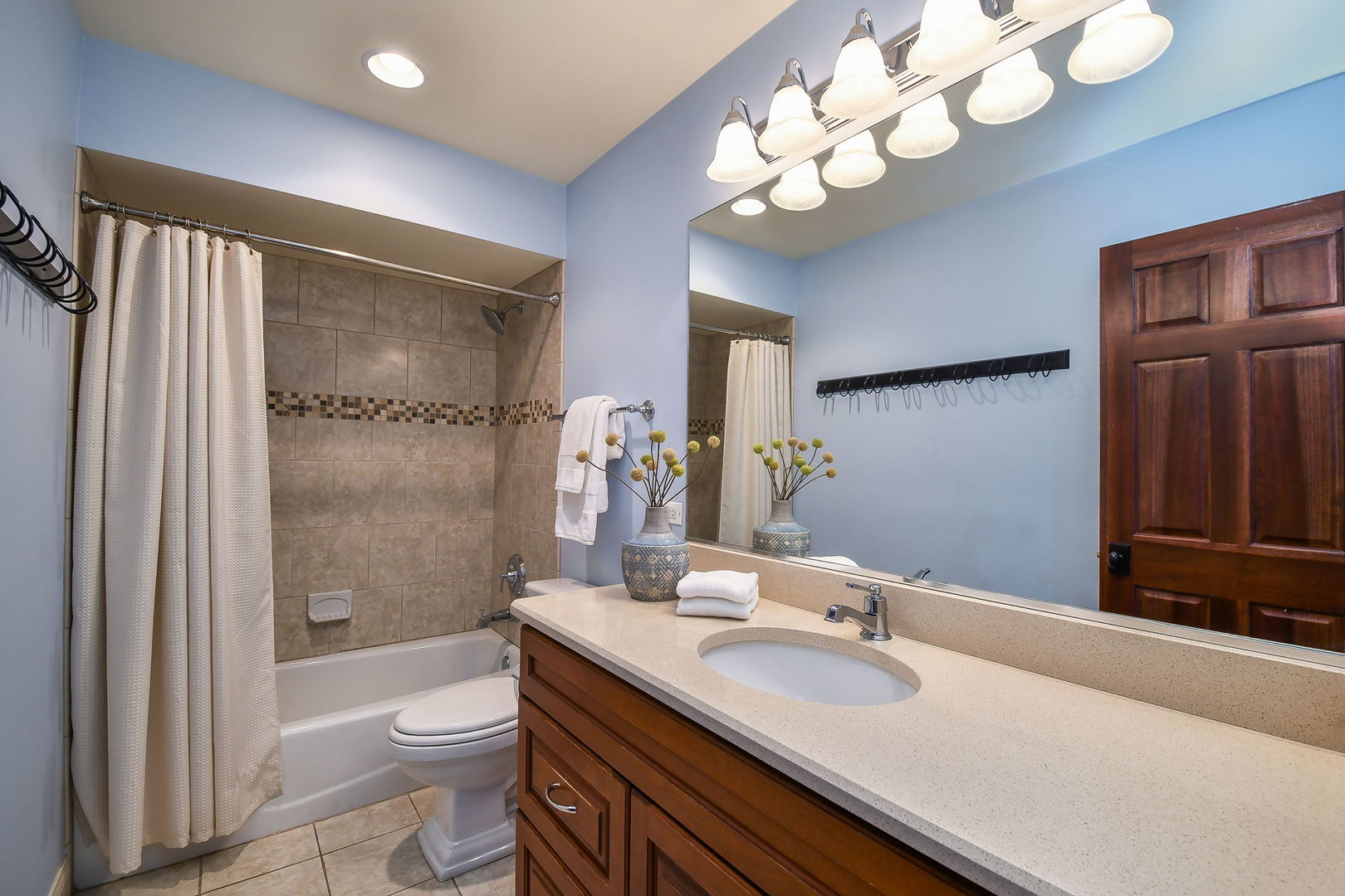 605 Thornwood Drive Property Photo 31