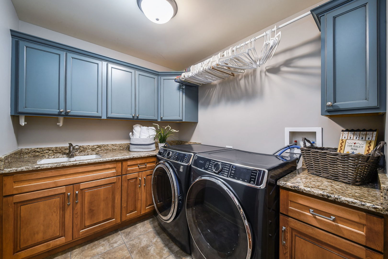 605 Thornwood Drive Property Photo 36