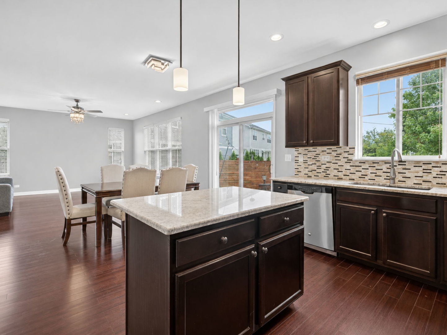 12807 Timber Wood Circle Property Photo 6