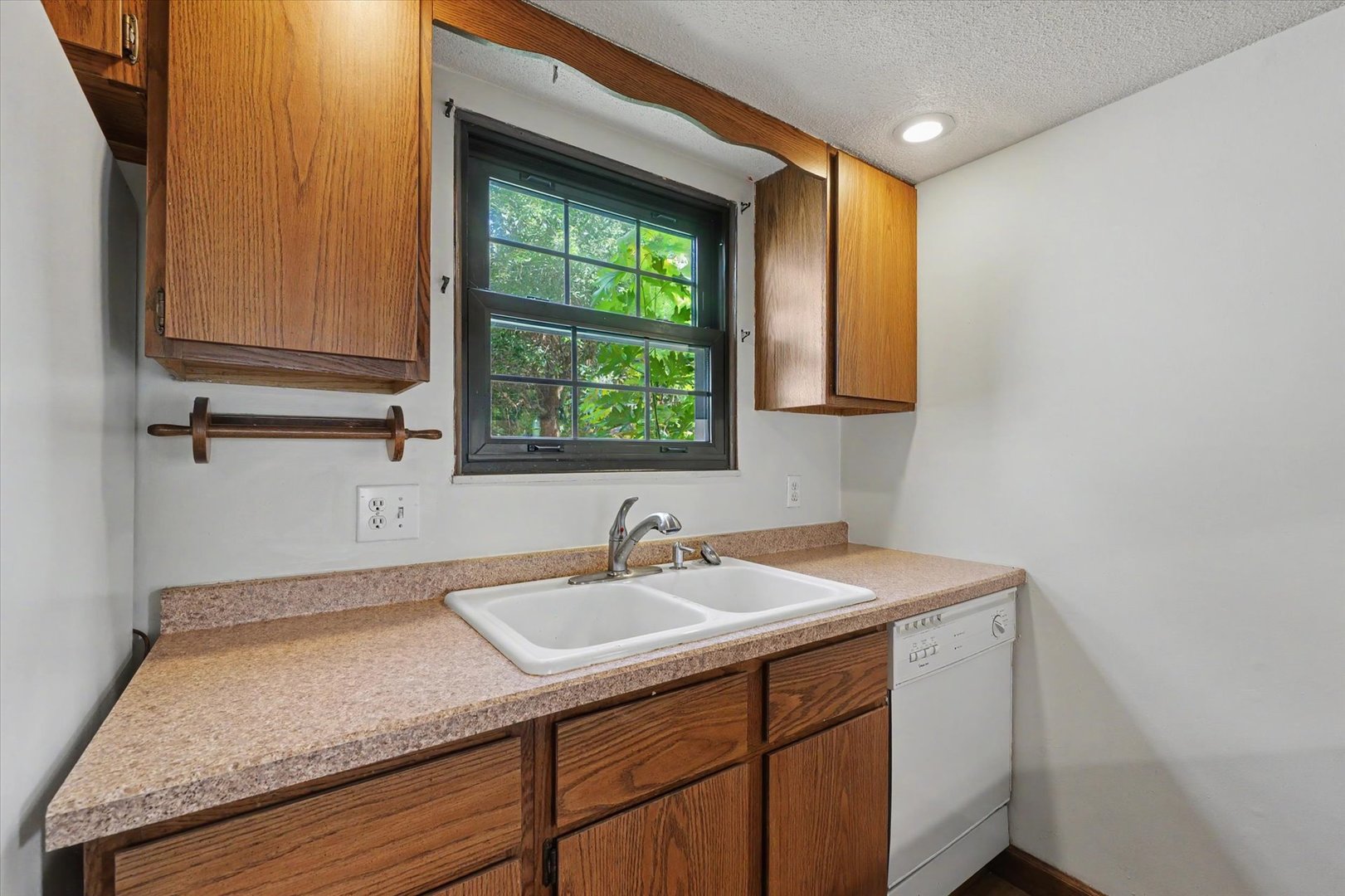 1111 Plymouth Drive A Property Photo 11