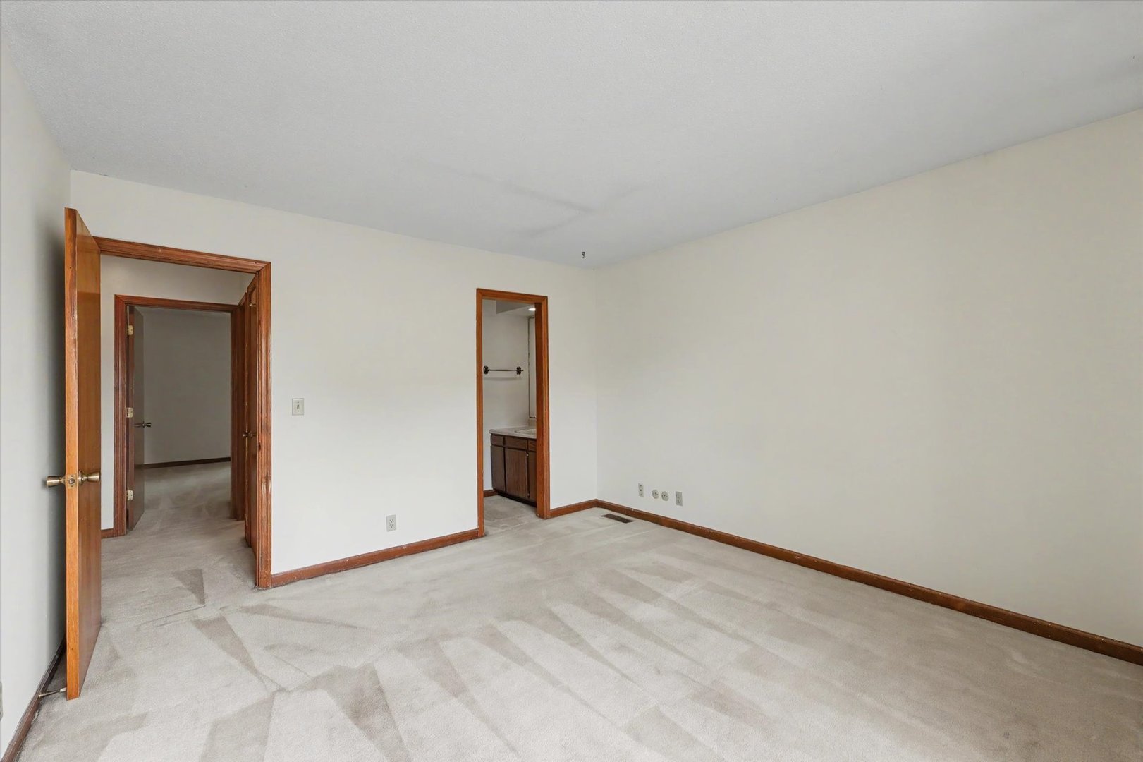 1111 Plymouth Drive A Property Photo 15