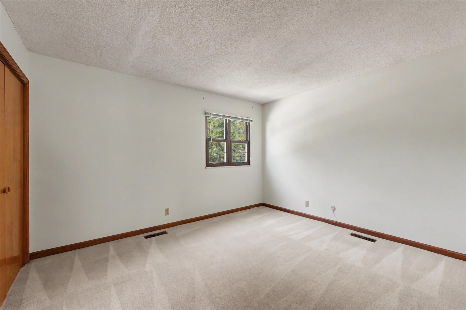 1111 Plymouth Drive A Property Photo 16
